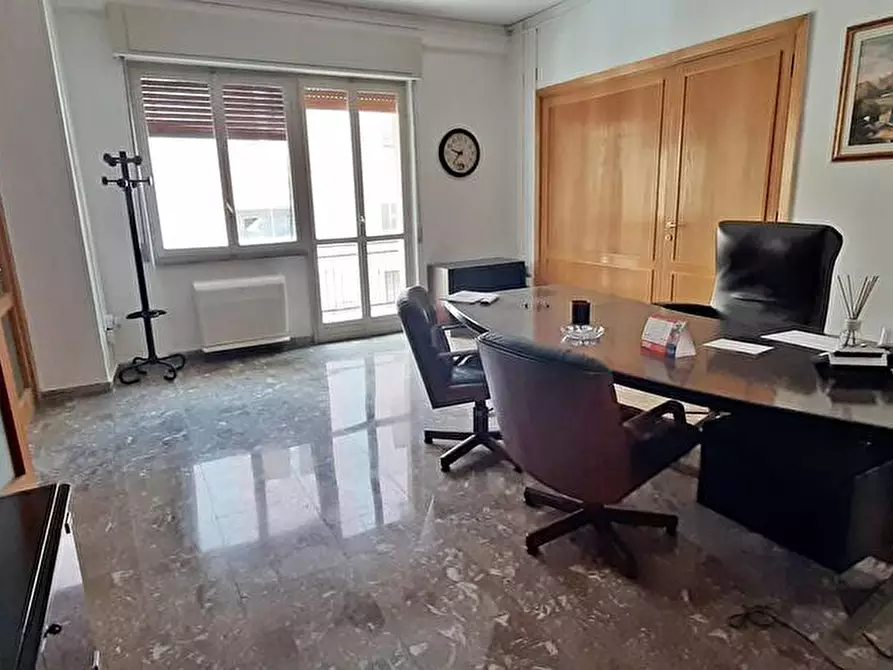Immagine 11 di Ufficio in affitto  in Viale Umberto  139 a Sassari