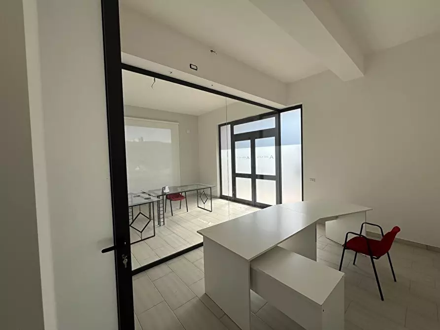 Immagine 7 di Attività commerciale in affitto  in Via Libero Grassi 20 a Enna