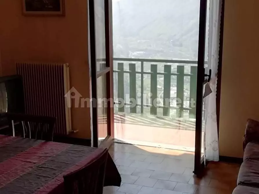 Immagine 8 di Casa vacanze in affitto  in Via Pensionato 9 a Casargo