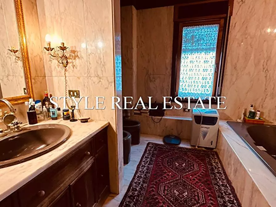 Immagine 18 di Appartamento in vendita  in VIA NECROPOLI GROTTICELLE a Siracusa