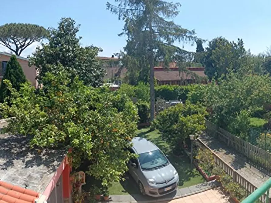 Immagine 22 di Casa semindipendente in vendita  in VIA APPIA NUOVA 1248 a Roma