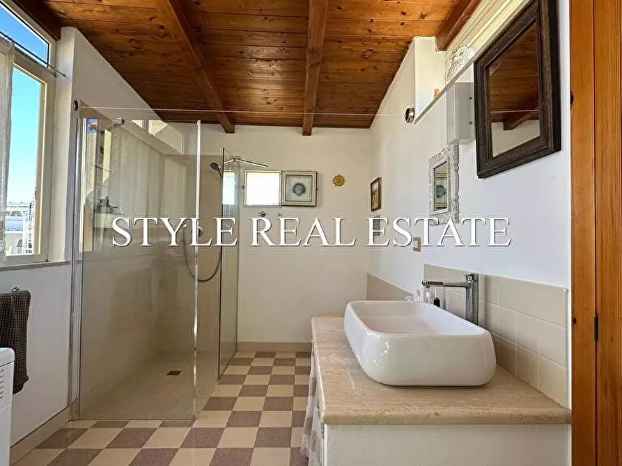 Immagine 7 di Appartamento in vendita  in via logoteta a Siracusa