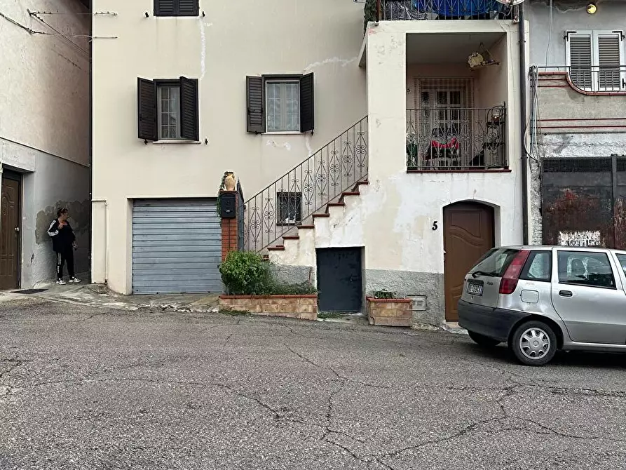 casa indipendente in vendita a Cellino Attanasio in zona Faiete