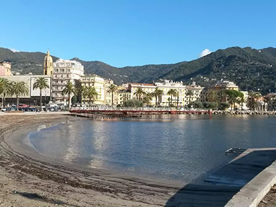 Immagine 3 di Appartamento in vendita  in VIA BETTI 70 a Rapallo