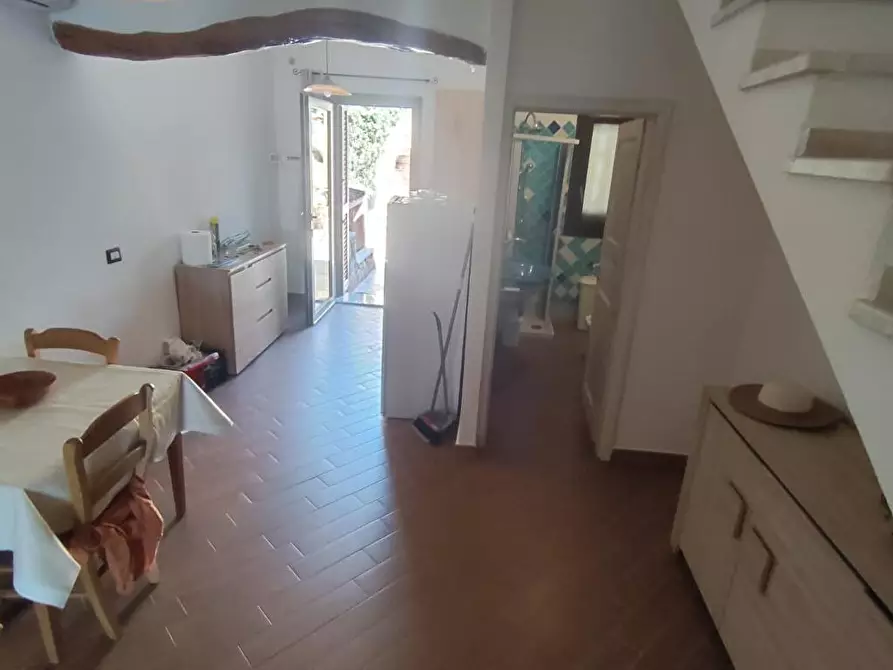 Immagine 4 di Casa vacanze in vendita  in Via Delle Isole snc a San Teodoro