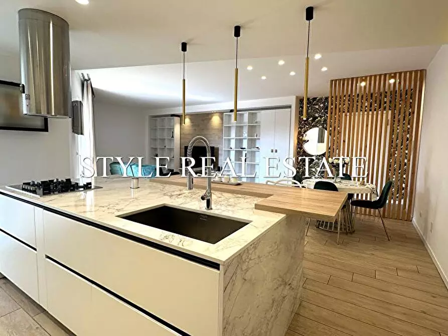 Immagine 4 di Appartamento in affitto  in Viale Scala Greca 67 a Siracusa