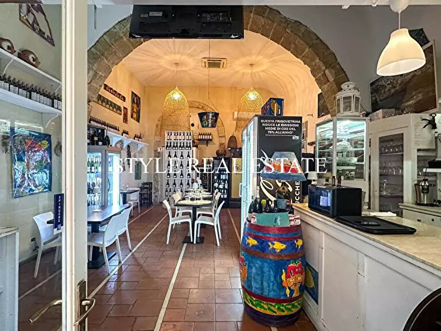 Immagine 21 di Bar / Ristorante in vendita  in Via Giuseppe Maria Capodieci 6 a Siracusa