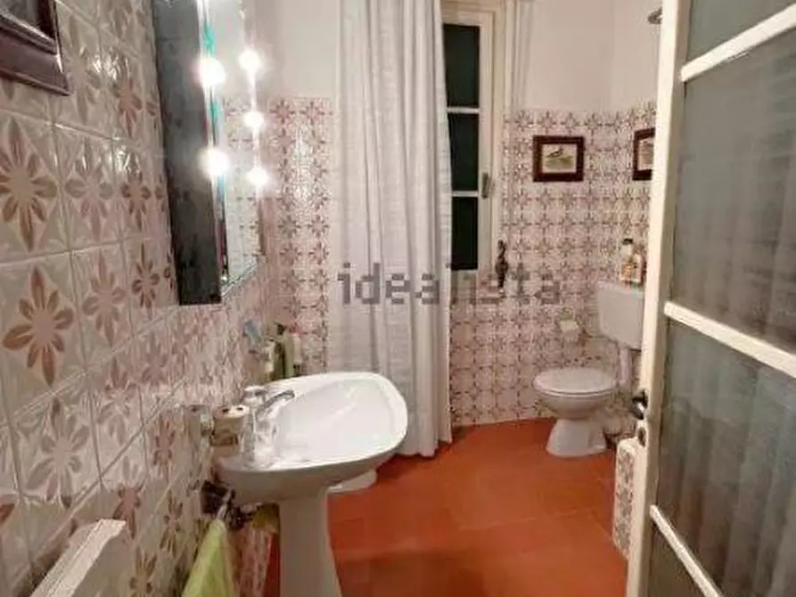 Immagine 9 di Appartamento in vendita  in VIA COSTAGUTA 5 a Rapallo