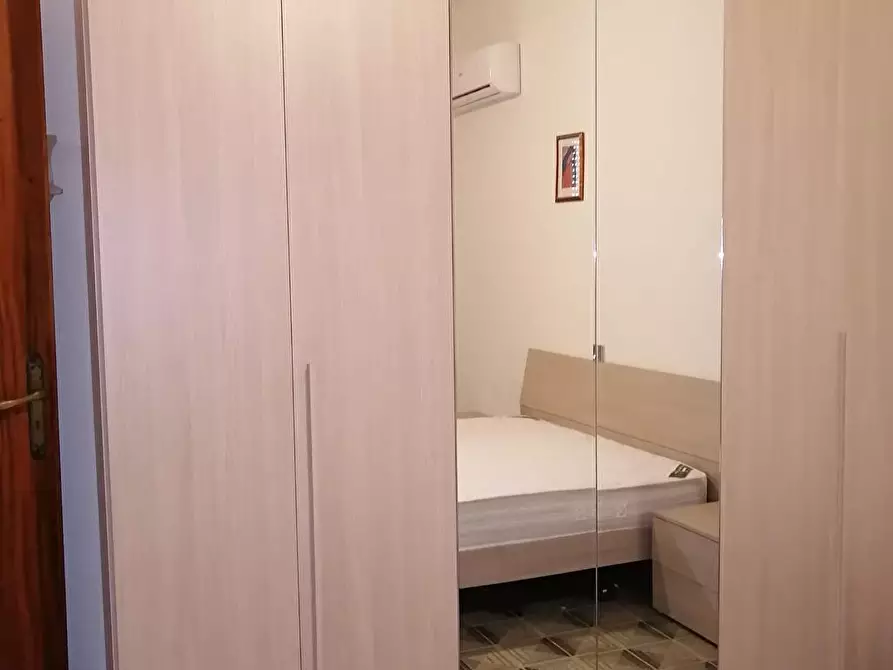 Immagine 5 di Appartamento in affitto  a Sellia Marina