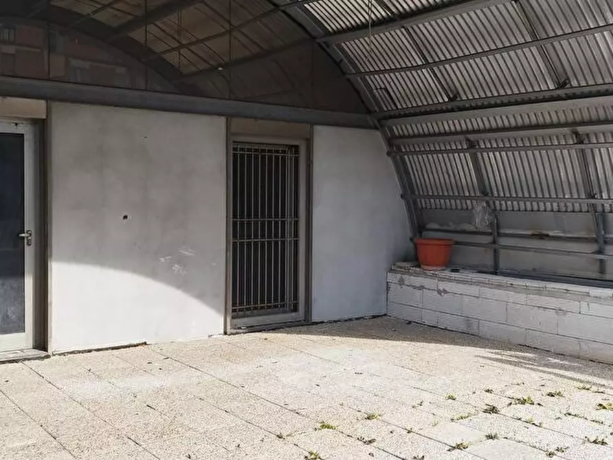 Immagine 3 di Locale commerciale in affitto  in Via Cicalesi 1 a Nocera Inferiore