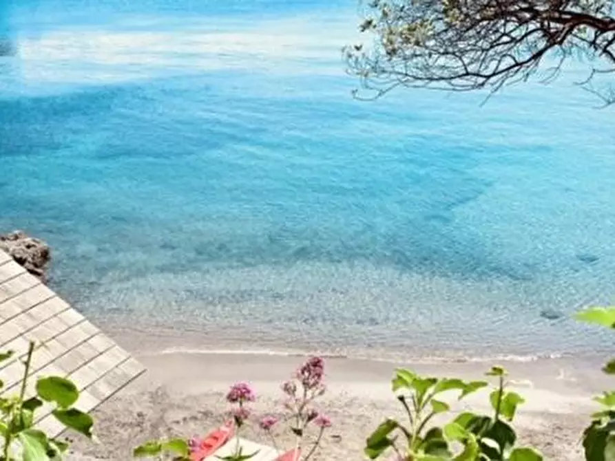 Immagine 19 di Appartamento in vendita  in via privata dei lecci 2 a Rapallo