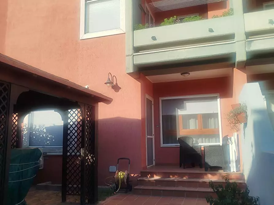 Immagine 35 di Villa in vendita  in Via Francesco Como 6 a Taranto