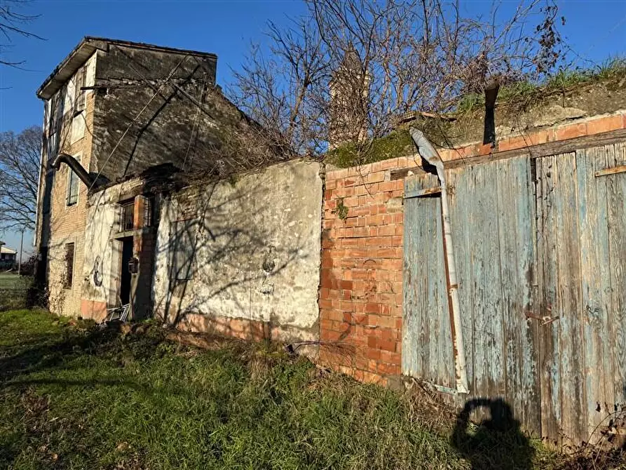 Immagine 5 di Rustico / casale in vendita  in binconese  10 a Fontevivo