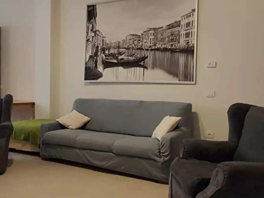 Immagine 3 di Camera in affitto  in Via Pizzardi 90 a Vicenza