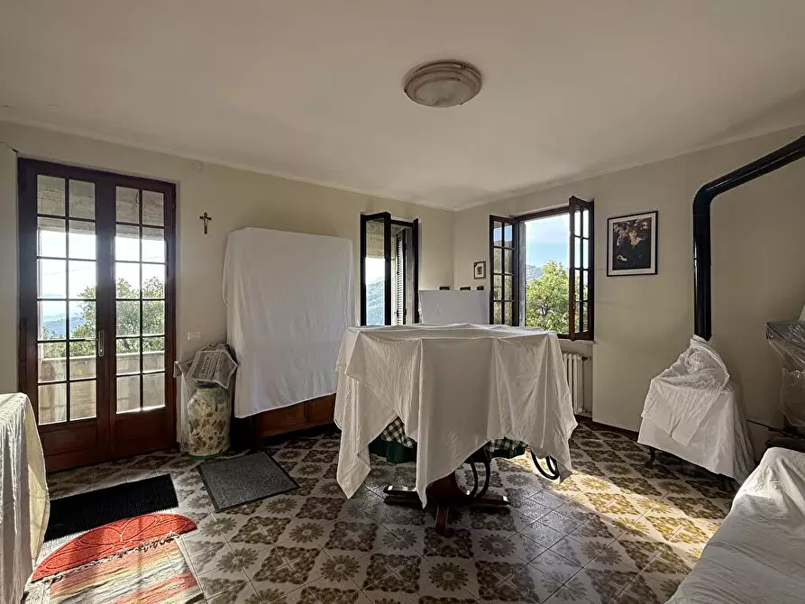 Immagine 10 di Casa indipendente in vendita  a Tizzano Val Parma