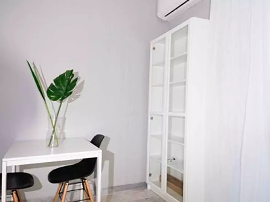 Immagine 5 di Monolocale in affitto  in via Trevi 4 a Milano