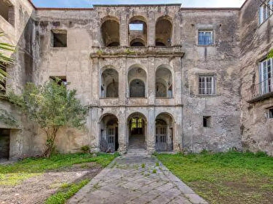 Immagine 23 di Palazzo in vendita  in Via Casamonica 4 a Sarno