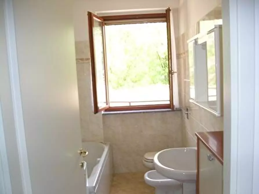 Immagine 15 di Appartamento in affitto  in Via santo spirito  32 a Pavia