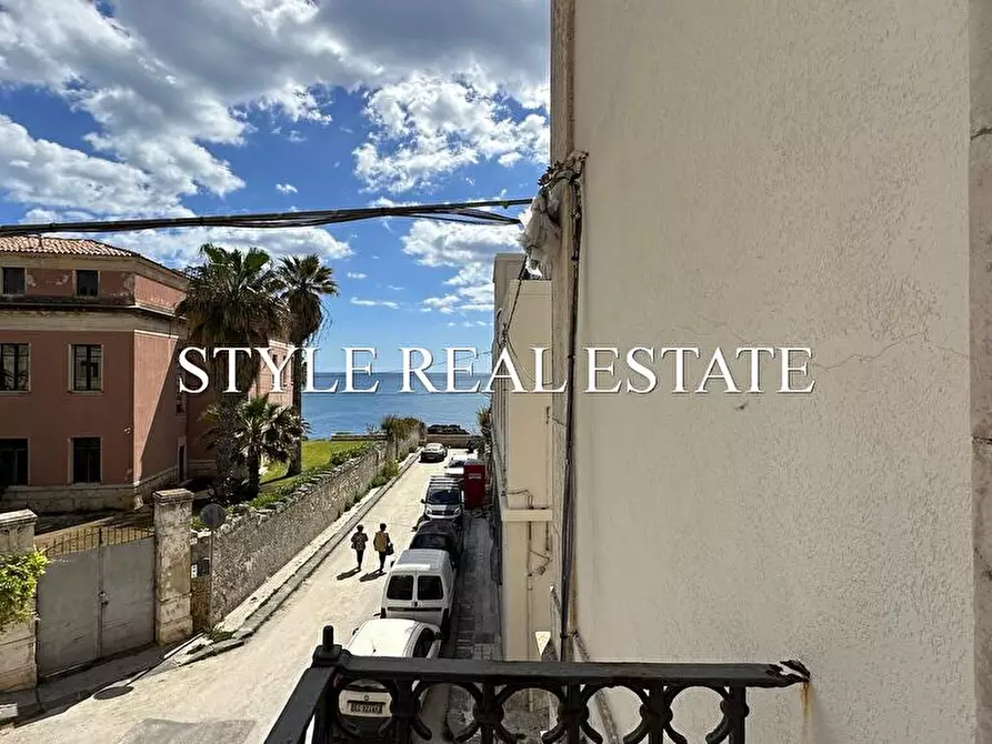 Immagine 2 di Appartamento in vendita  in Via Cimone 10 a Siracusa