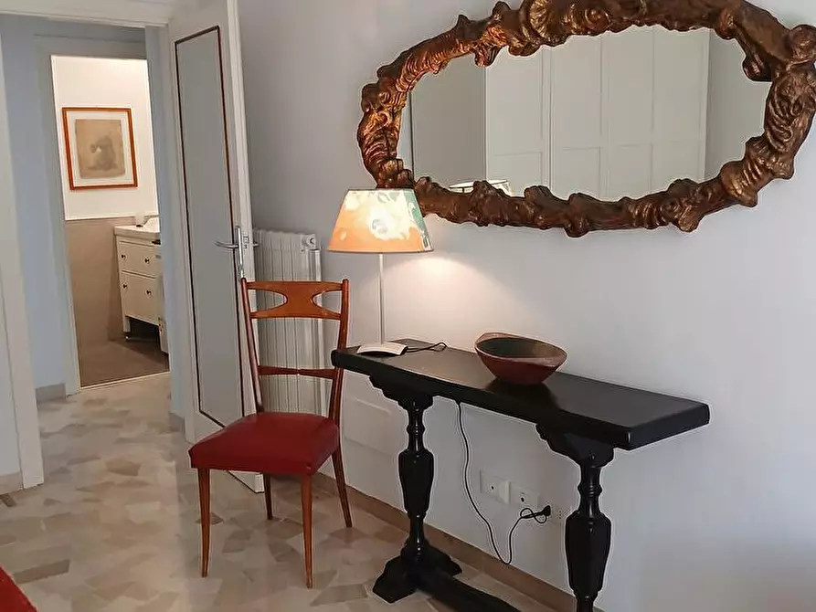 Immagine 8 di Abitazione tipica in affitto  in via mameli 25 a Viareggio