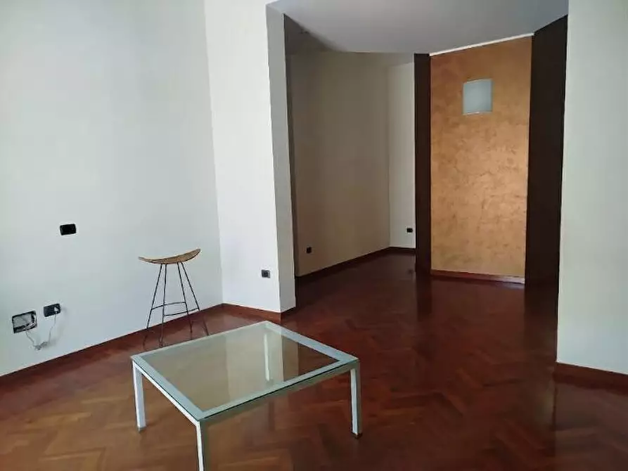 Immagine 4 di Appartamento in vendita  in via principe Amedeo  222 a Taranto