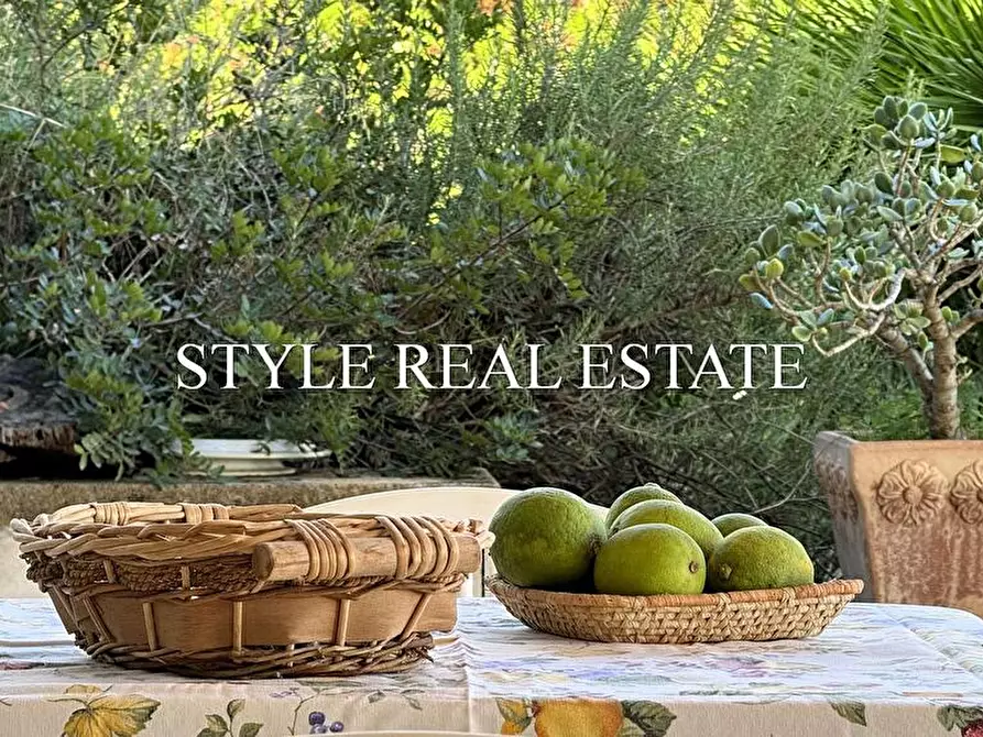 Immagine 15 di Villa in vendita  in Contrada Cugni 39 a Noto