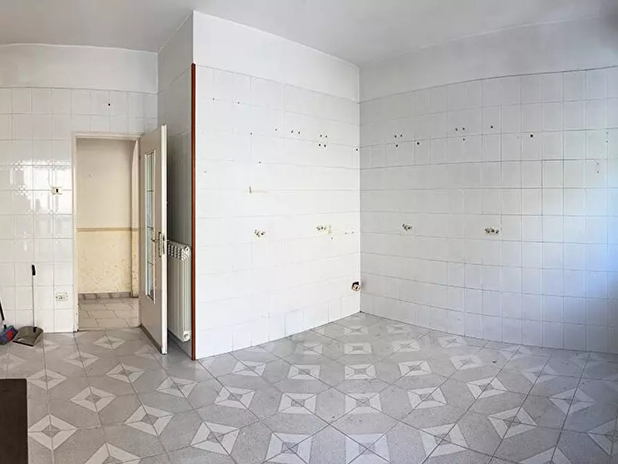 Immagine 13 di Appartamento in vendita  in Via Lucio Calpurnio  4 a Pozzuoli