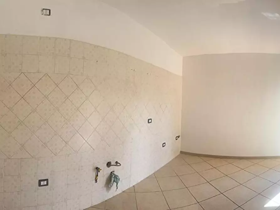 Immagine 12 di Appartamento in vendita  a Dugenta