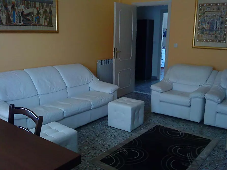 Immagine 3 di Camera in affitto  a Oristano