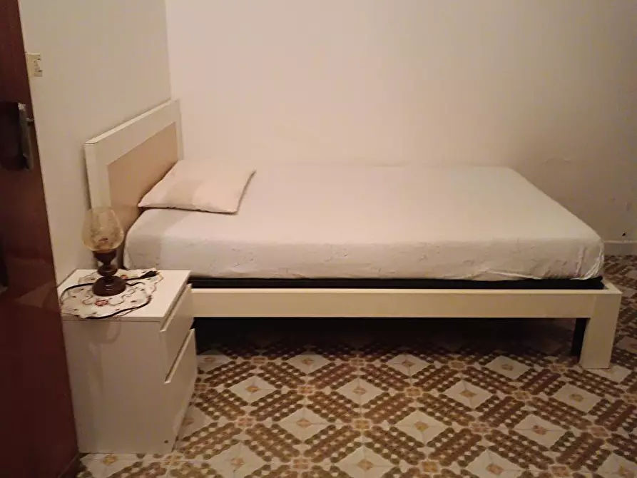 Immagine 6 di Casa di paese in affitto  a Sant'antioco