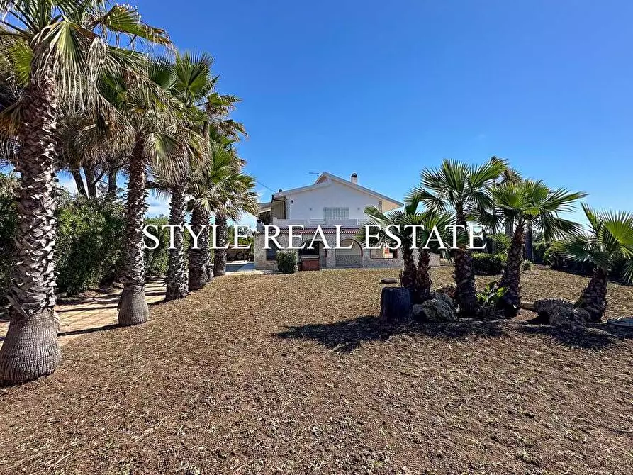 Immagine 27 di Villa in affitto  in Arenella a Siracusa