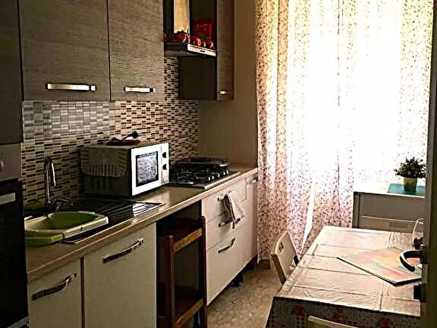 Immagine 3 di Appartamento in affitto  in Via Puccini,  247 a Viareggio