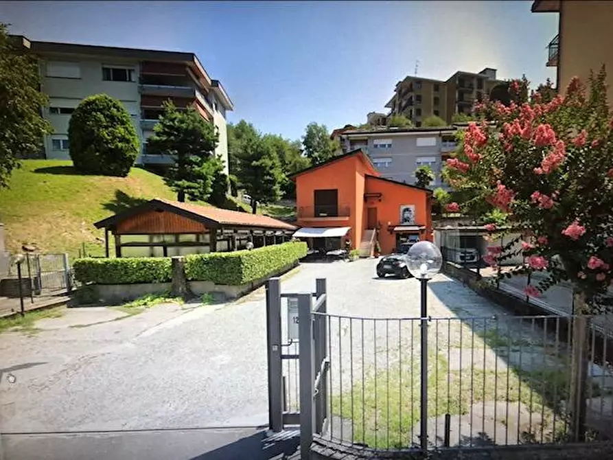 Immagine 4 di Locale commerciale in affitto  in Via San Giacomo 12 a Como