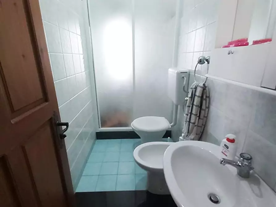 Immagine 7 di Villa in affitto  a Campofelice Di Roccella