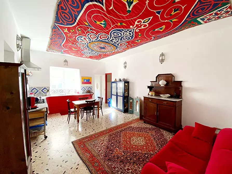 Immagine 11 di Camera in affitto  in Via Argenteria  19 a Palermo