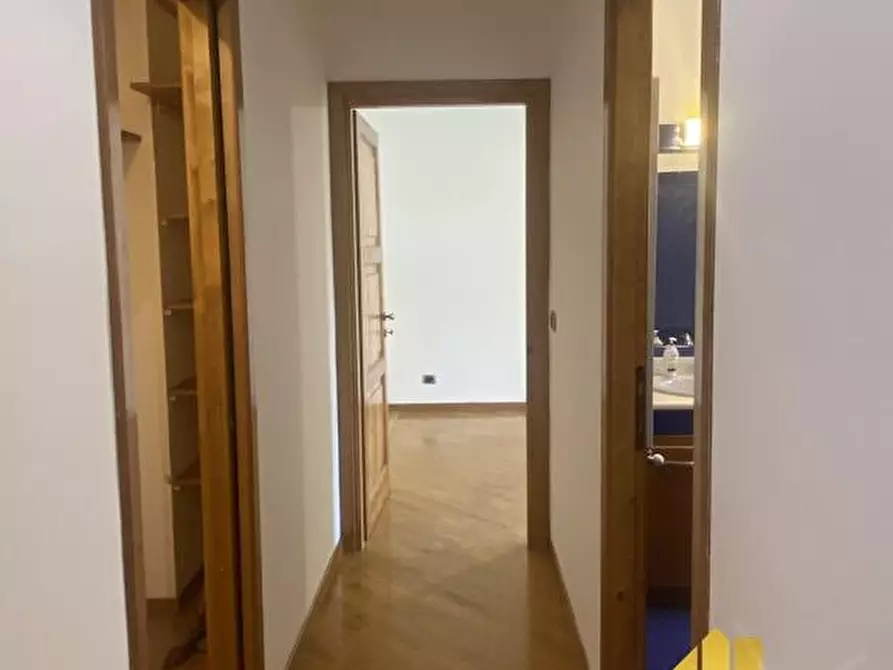 Immagine 16 di Appartamento in vendita  in VIA VINCENZO VELA 35 a Roma