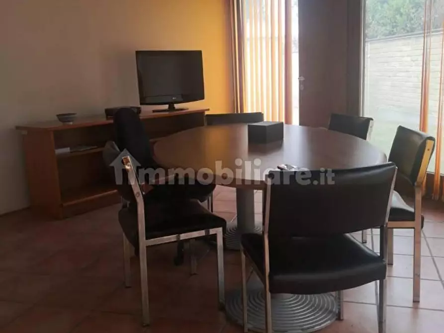 Immagine 2 di Ufficio in affitto  in via di valle lupara 3 a Roma