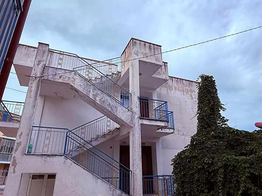 Immagine 1 di Appartamento in vendita  in Via Atena  a Ascea