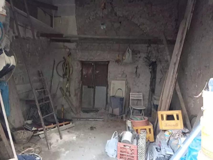 Immagine 2 di Locale commerciale in vendita  in Via Onofrio Tortora  28 a Sarno