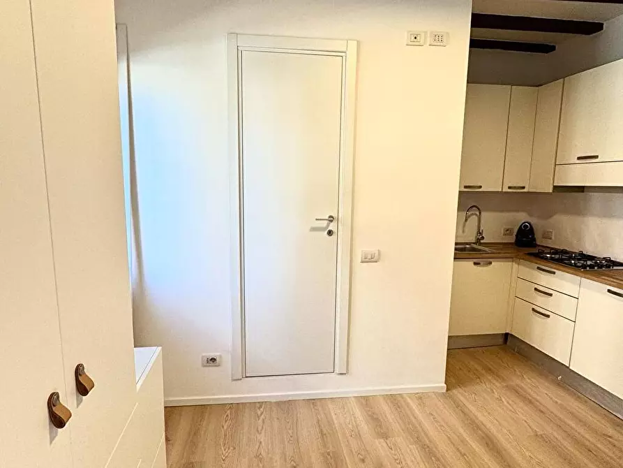 Immagine 15 di Monolocale in affitto  in via fioravanti 3 a Milano