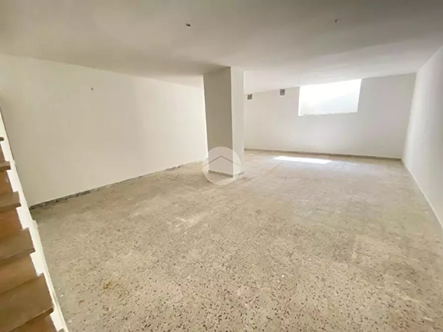 Immagine 10 di Attività commerciale in vendita  in p.tta Mercato  2 a Manfredonia