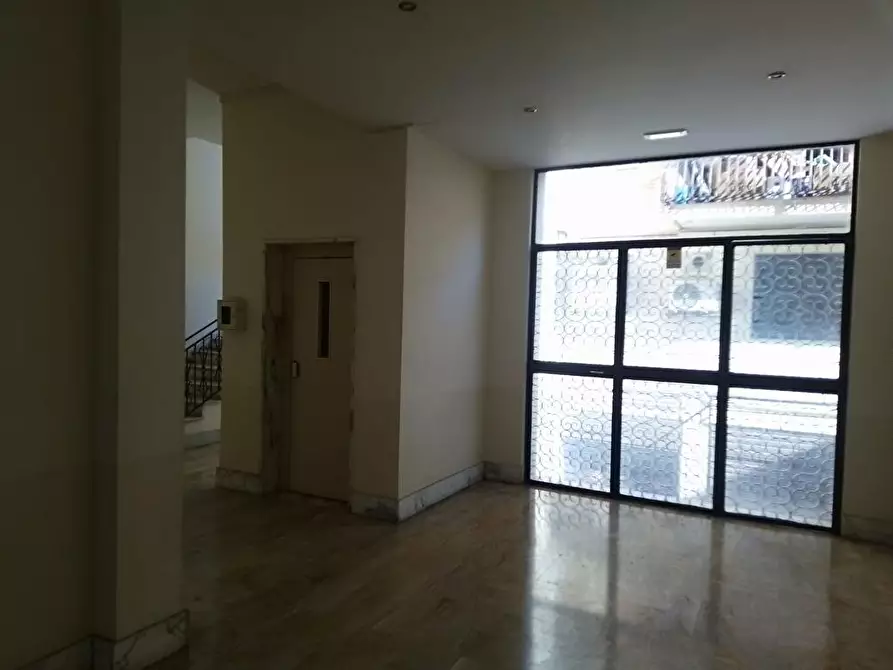 Immagine 10 di Locale commerciale in affitto  in Via Piazza Marconi 1 a Sarno