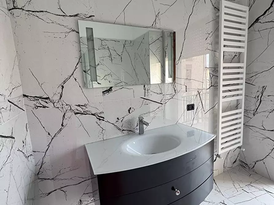 Immagine 6 di Camera condivisa in affitto  in Viale della stazione 12 a Brescia