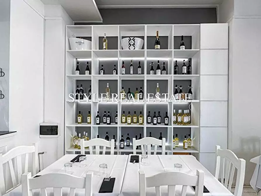 Immagine 9 di Bar / Ristorante in vendita  in Via Malta  25 a Siracusa