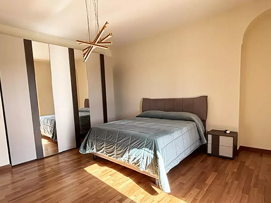 Immagine 28 di Villa in vendita  in Via Masseria Vecchia snc a Giugliano In Campania