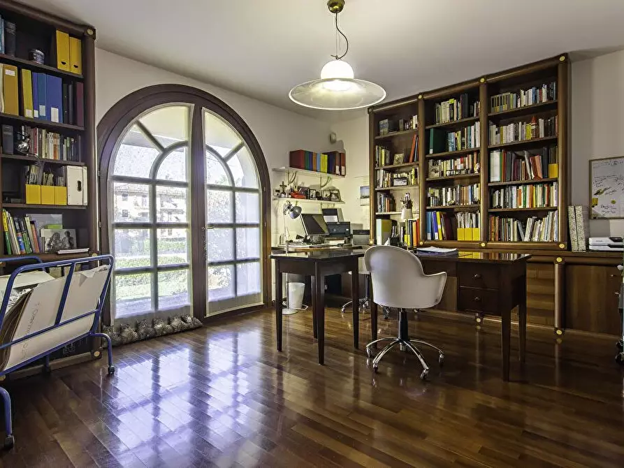Immagine 17 di Villa in vendita  in Via dei Cavalieri 10 a Torri Di Quartesolo