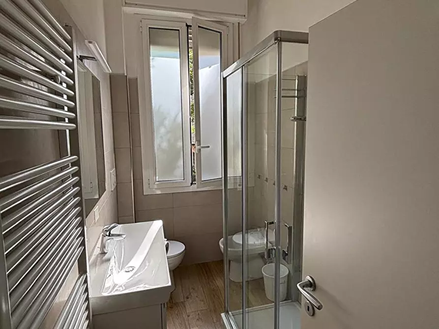 Immagine 7 di Affittacamere in affitto  in via leandro alberti . a Bologna