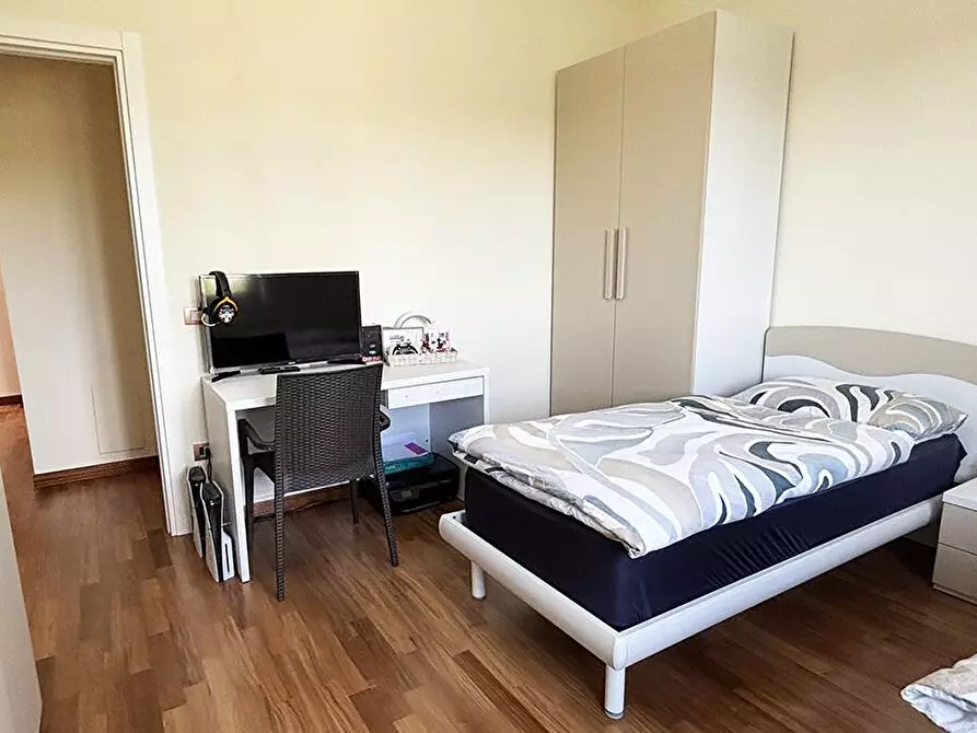 Immagine 34 di Villa in vendita  in Via Masseria Vecchia snc a Giugliano In Campania