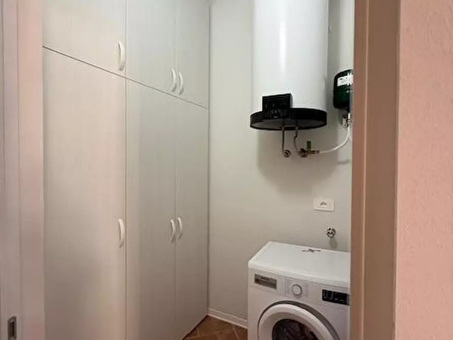 Immagine 11 di Appartamento in affitto  a Parma