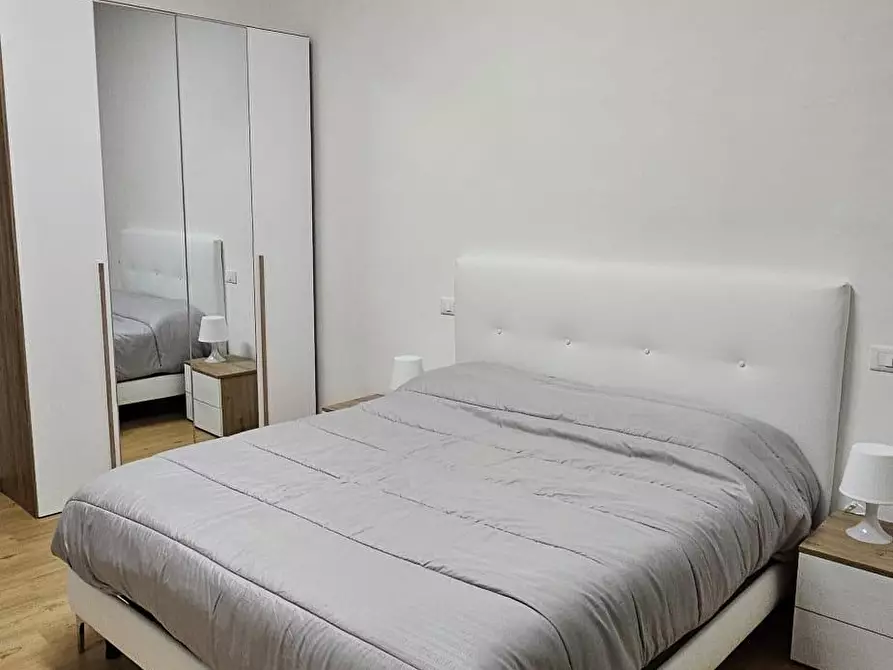 Immagine 1 di Camera in affitto  in Viale Carducci  259 a Livorno